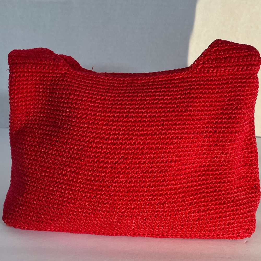 Vintage Woman’s Red Woven Bag.